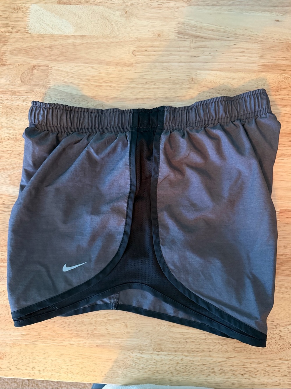 Nike Women’s Gray & Black‎ Dri-FIT Athletic Shorts with Lining, Size L